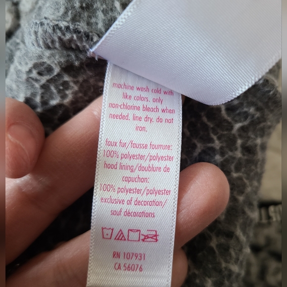 JUSTICE | CHILDRENS GRAY FLEECE JACKET HOODIE WITH FRONT POCKET | SIZE 6/7 - Picture 6 of 9